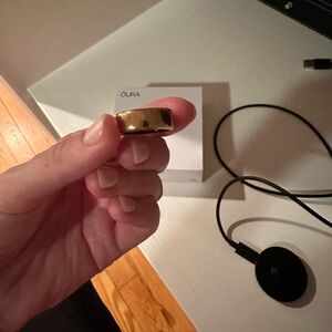 Horizon Oura Ring Gold Size 7